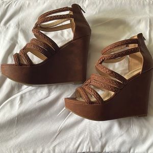 NWOT Brown/Camel/Tan 4.5 Inch Wedge Heels with Braided Accent